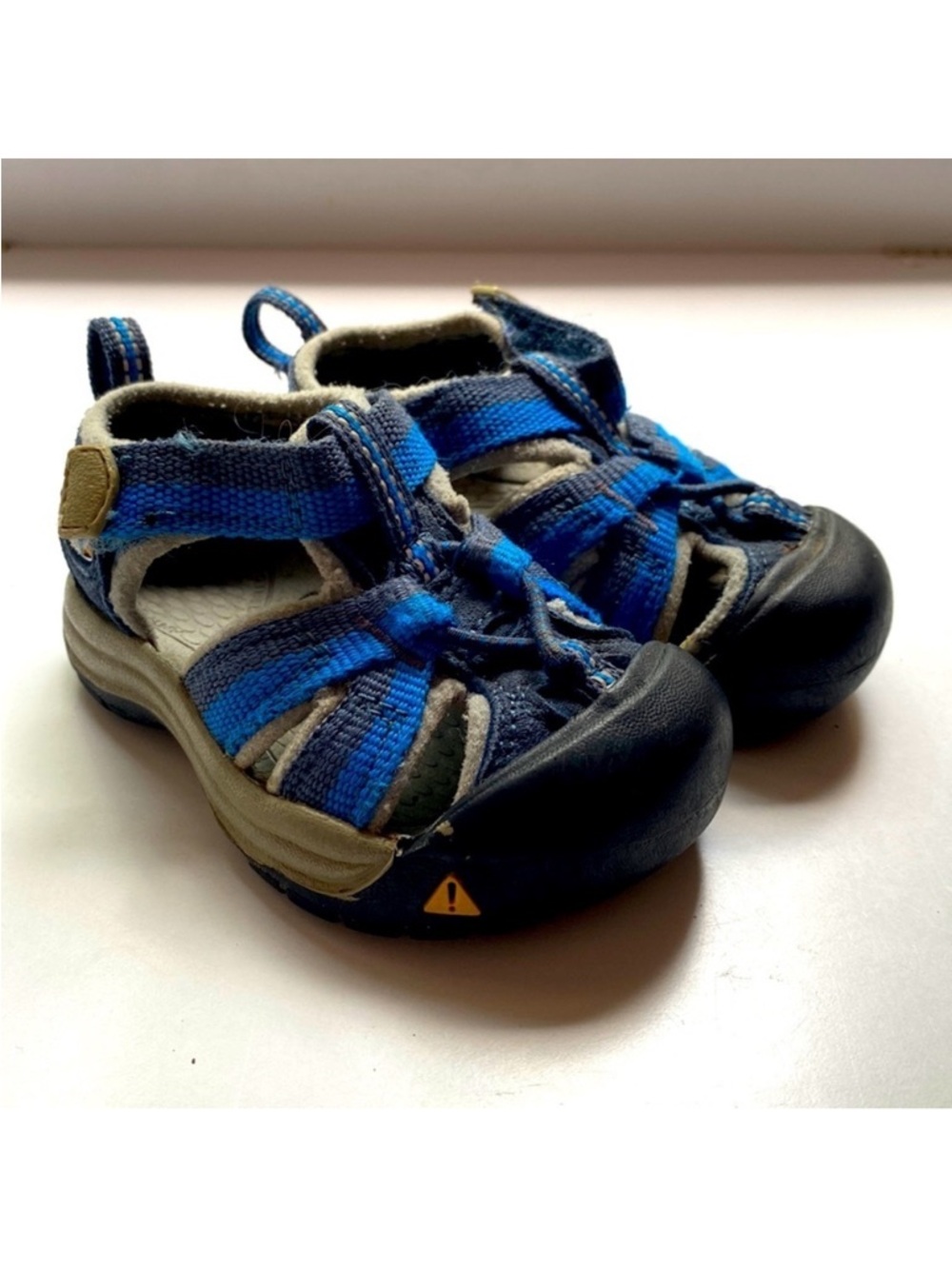 Keen Newport Sandals Blue Size 4‎ Outdoor Summer Sandals Hook and Loop Navy Blue